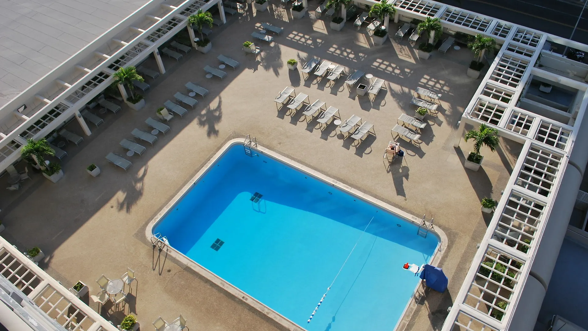 Lsi Resorts At Ala Moana Гонолулу